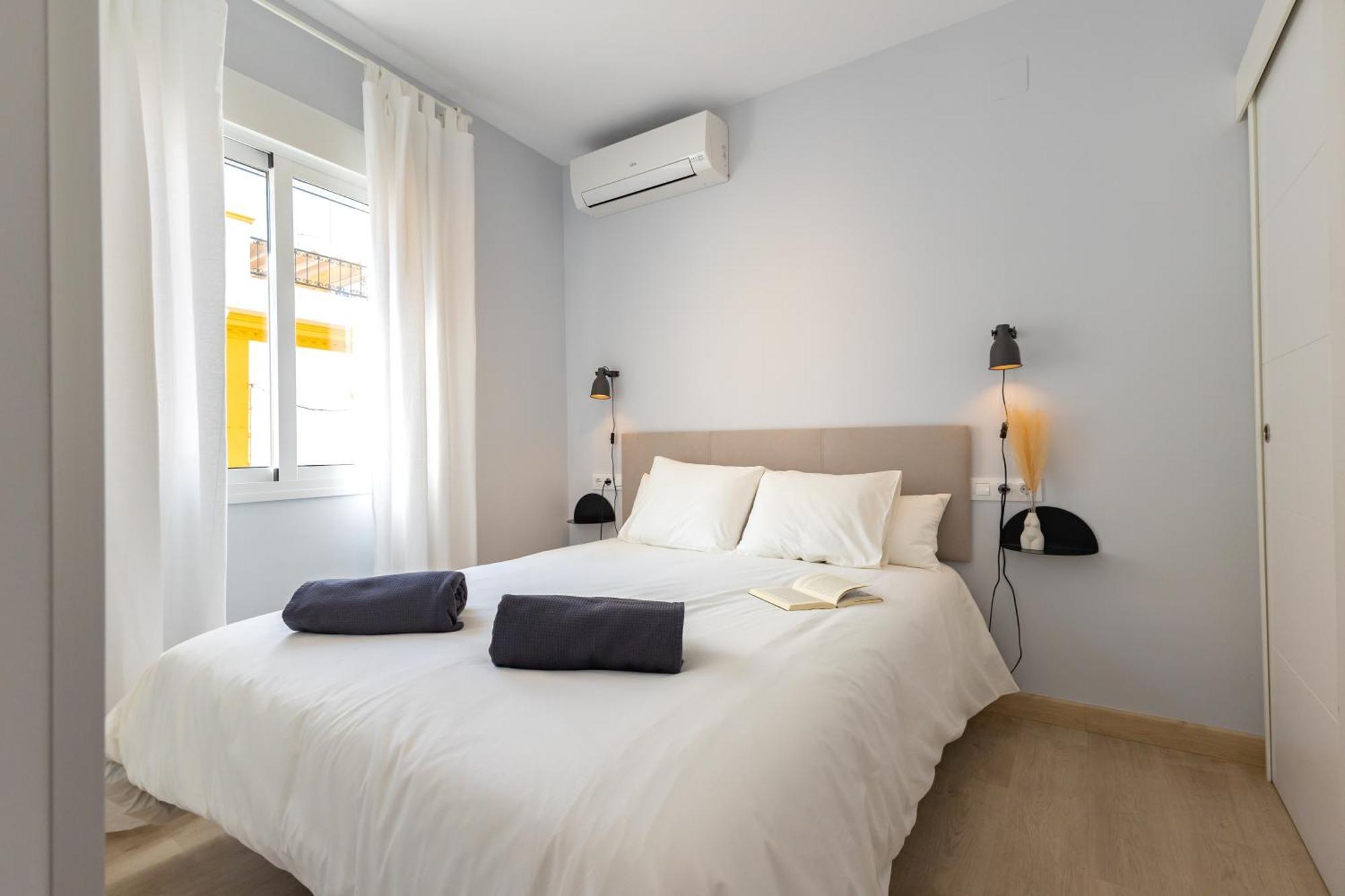 Charming 2 Bedroom Apartment At Iconic Triana Neighborhood By Ocityzen Sevilla Exteriér fotografie