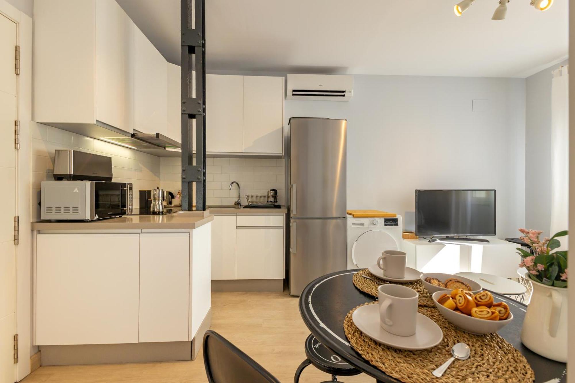 Charming 2 Bedroom Apartment At Iconic Triana Neighborhood By Ocityzen Sevilla Exteriér fotografie
